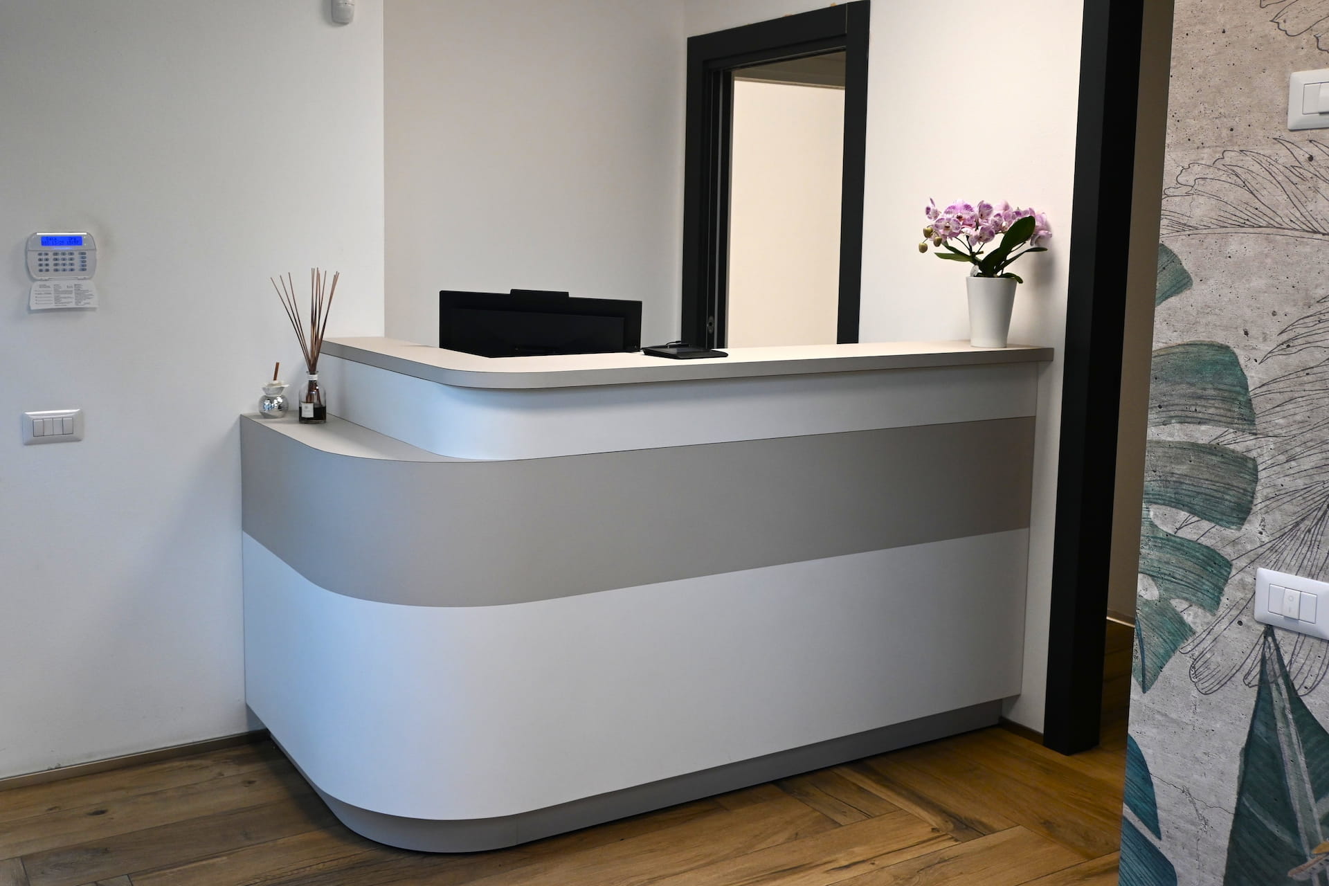 Studio Dentistico Silvia Babboni - Desk